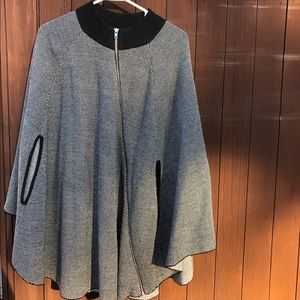 Charlie Paige zip up cape